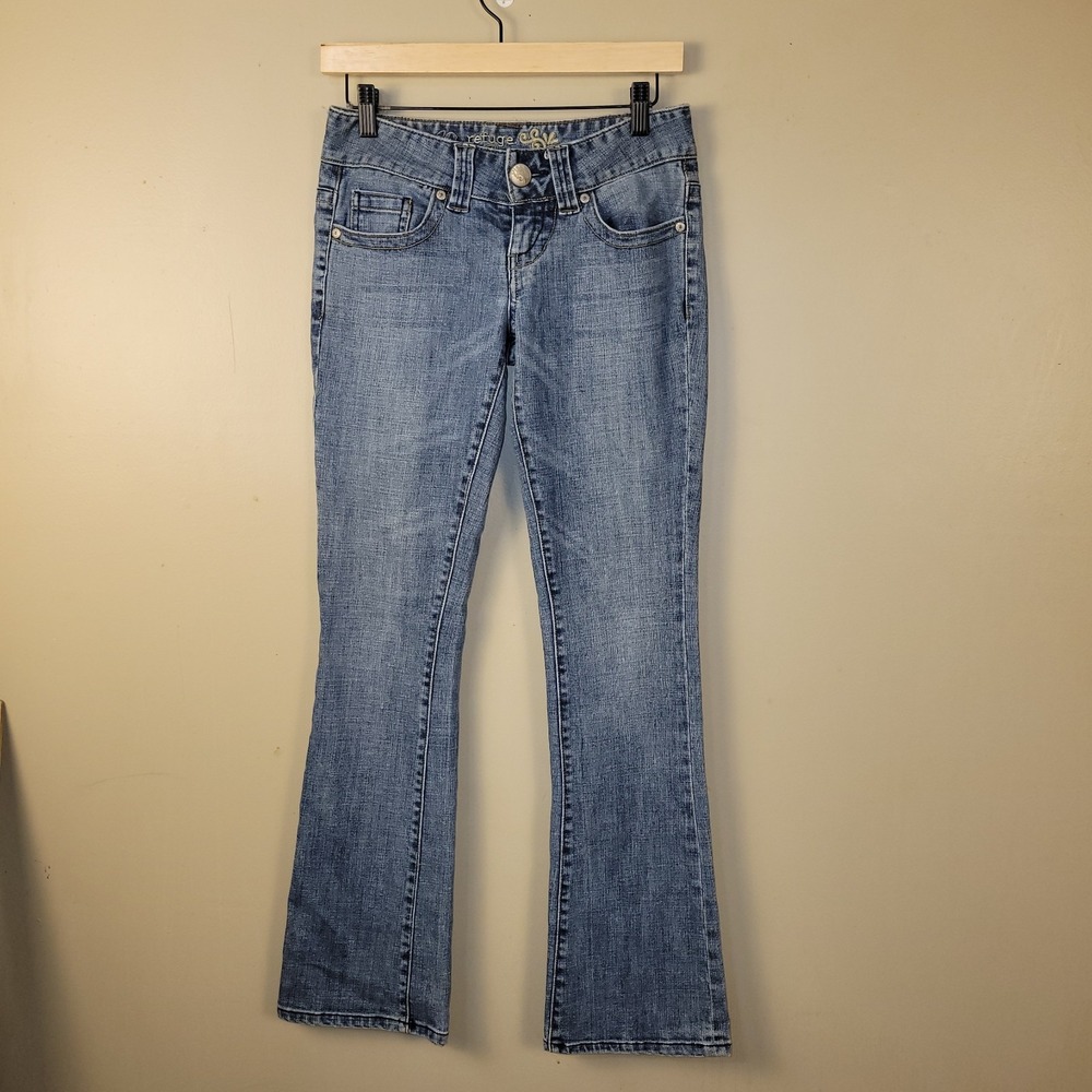 Refuge Jeans Women's Medium Washed Denim Premium Denim Bootcut Leg‎ Size 3